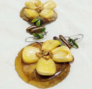 Aretes jacaranda flor maíz