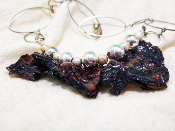 Gargantilla corteza plateado